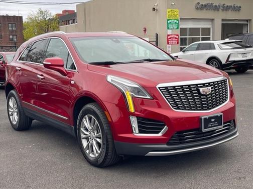 2022 Cadillac XT5 Premium Luxury