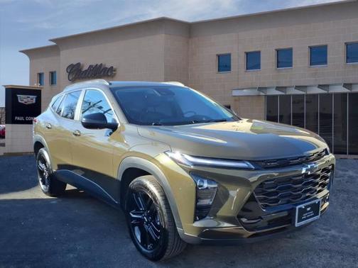 Harvest Bronze Metallic 2024 Chevrolet Trax FWD ACTIV