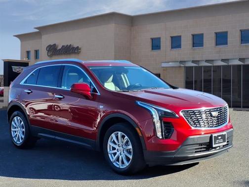 2023 Cadillac XT4 Luxury