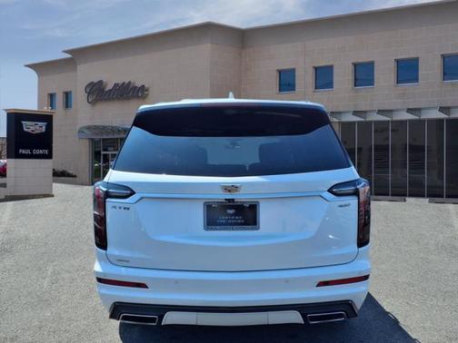 2022 Cadillac XT6 Sport
