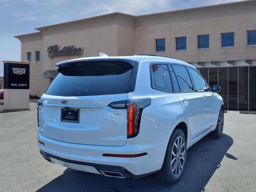 2022 Cadillac XT6 Sport