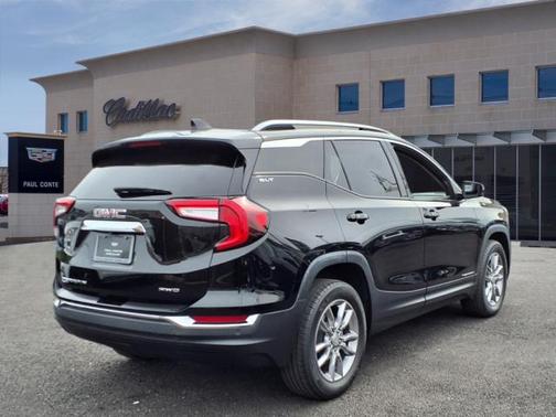 2022 GMC Terrain SLT