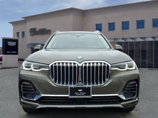 Manhattan Green Metallic 2022 BMW X7 xDrive40i