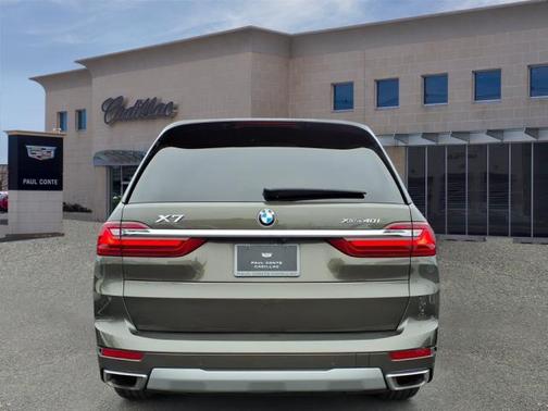 Manhattan Green Metallic 2022 BMW X7 xDrive40i
