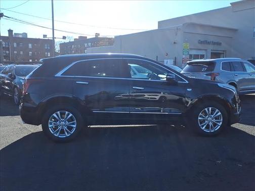 2022 Cadillac XT5 Luxury