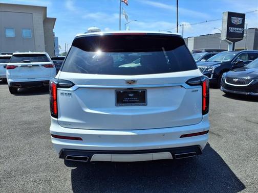 2023 Cadillac XT6 Sport