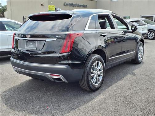 2022 Cadillac XT5 Premium Luxury