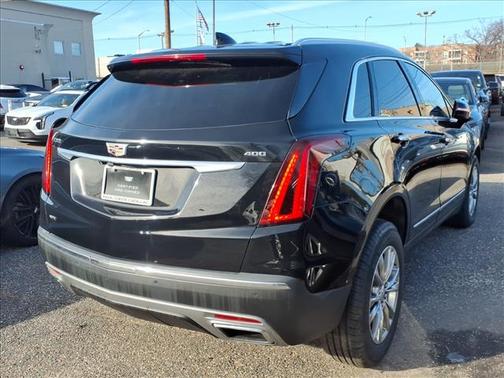 2022 Cadillac XT5 Premium Luxury