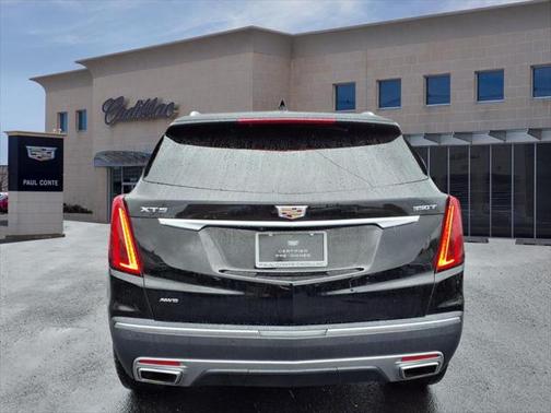 2022 Cadillac XT5 Premium Luxury