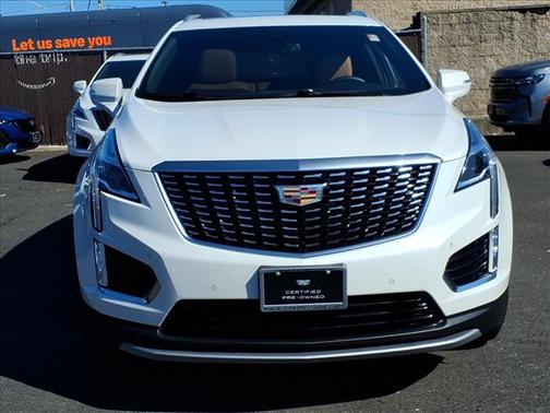 2022 Cadillac XT5 Premium Luxury