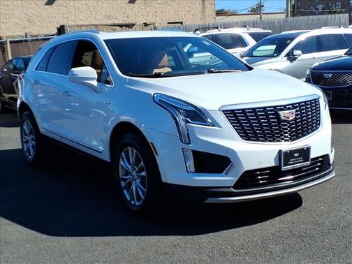 2022 Cadillac XT5 Premium Luxury