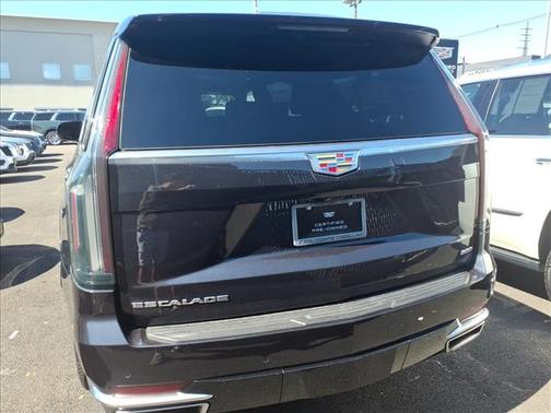 2024 Cadillac Escalade ESV Premium Luxury