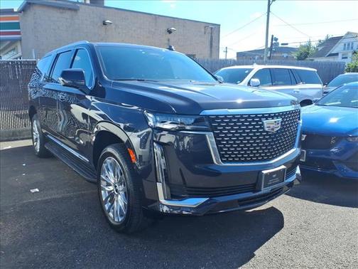 2024 Cadillac Escalade ESV Premium Luxury