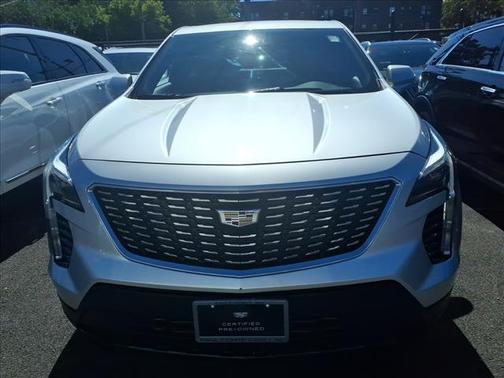 2022 Cadillac XT4 Luxury