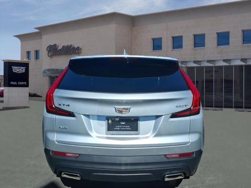 2022 Cadillac XT4 Luxury