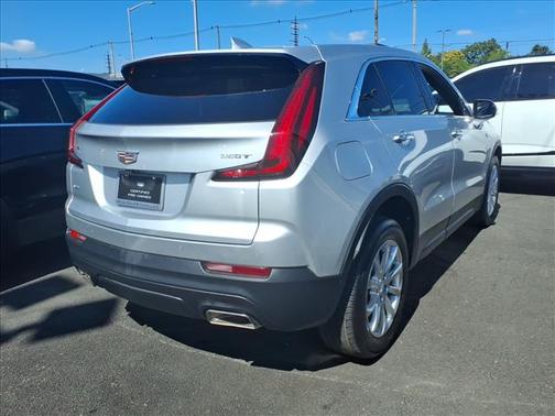 2022 Cadillac XT4 Luxury