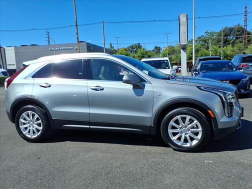 2023 Cadillac XT4 Luxury