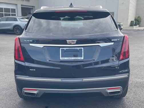 2022 Cadillac XT5 Premium Luxury