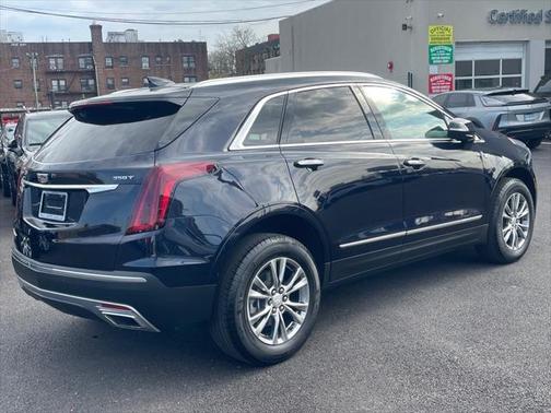 2022 Cadillac XT5 Premium Luxury