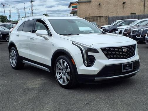 2020 Cadillac XT4 Premium Luxury