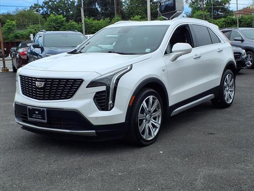 2020 Cadillac XT4 Premium Luxury