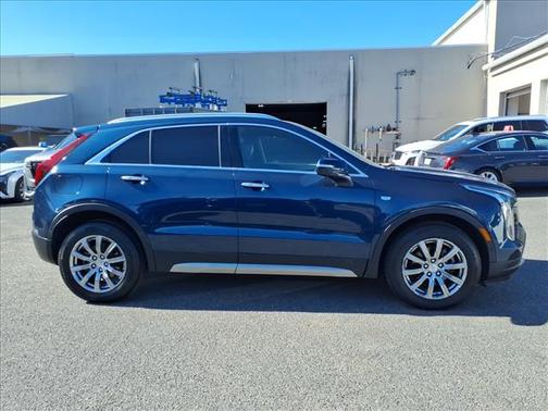 2019 Cadillac XT4 Premium Luxury
