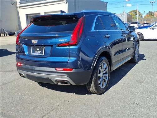 2019 Cadillac XT4 Premium Luxury