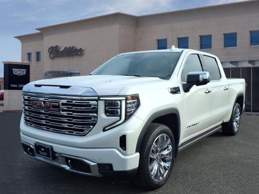 White Frost Tricoat 2023 GMC Sierra 1500 Denali