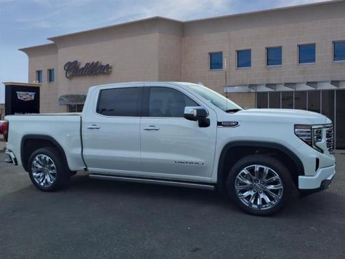 White Frost Tricoat 2023 GMC Sierra 1500 Denali