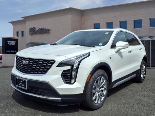 2022 Cadillac XT4 Premium Luxury