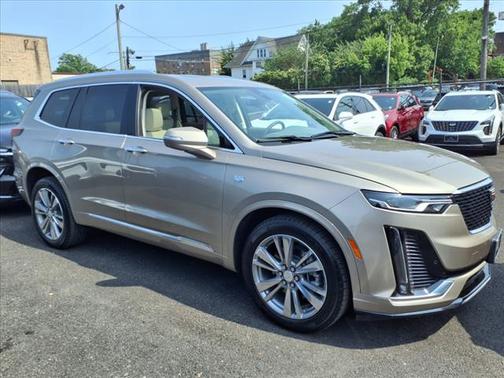 2022 Cadillac XT6 Premium Luxury
