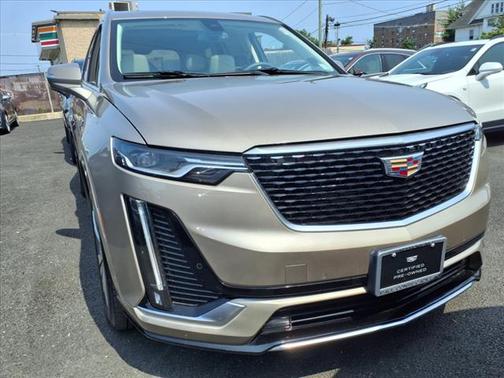 2022 Cadillac XT6 Premium Luxury