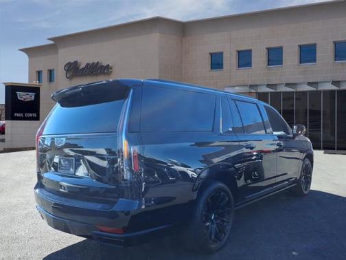 2023 Cadillac Escalade ESV Sport