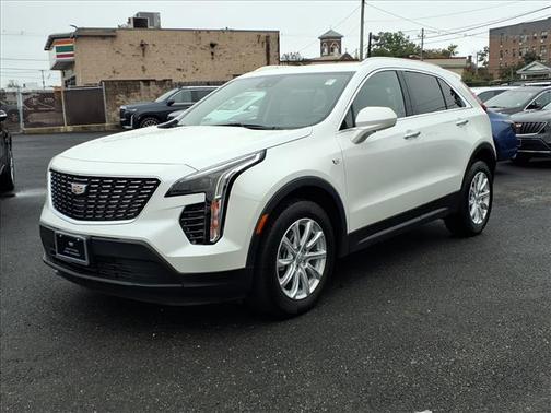 2022 Cadillac XT4 Luxury