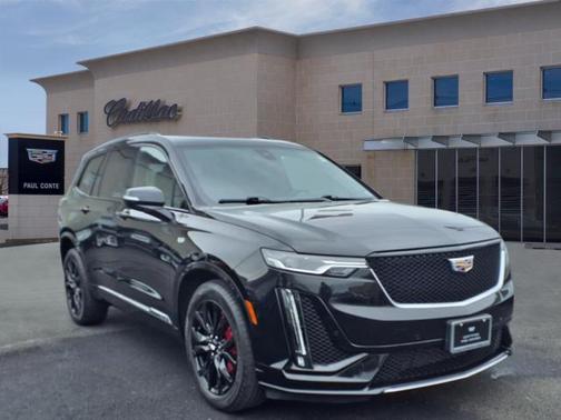 2022 Cadillac XT6 Sport