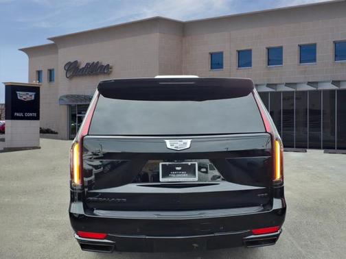 2023 Cadillac Escalade Sport