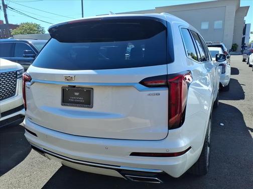 2021 Cadillac XT6 Premium Luxury