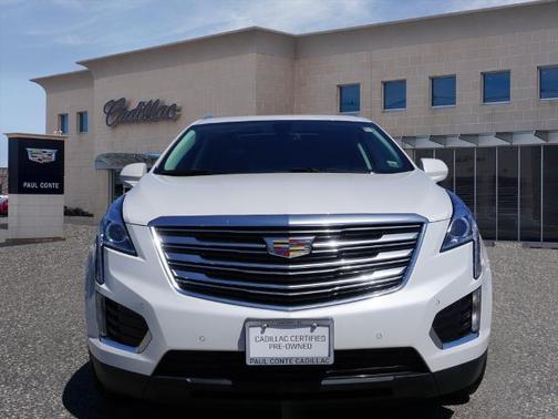 Photo 2 of 33 of 2019 Cadillac XT5 Luxury