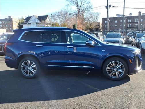 2023 Cadillac XT6 Premium Luxury AWD