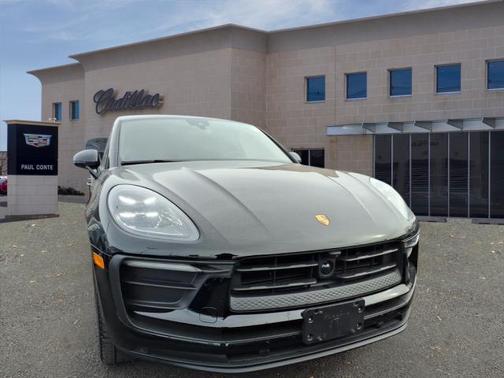 2024 Porsche Macan Base