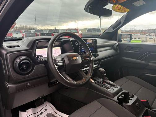 2024 Chevrolet Colorado WT