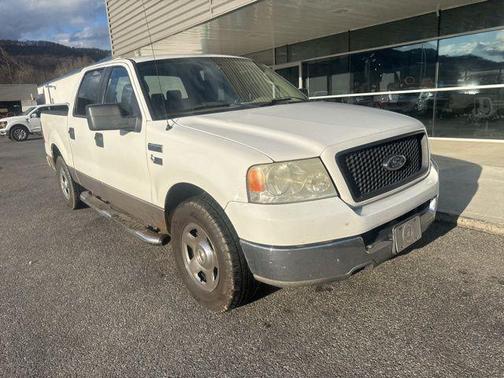 2005 Ford F-150 XLT