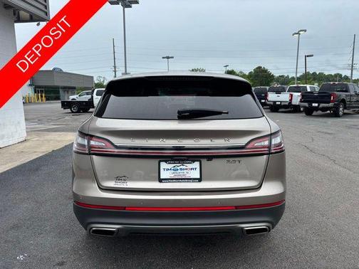 2019 Lincoln Nautilus Select