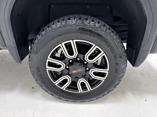 2022 GMC Sierra 2500 AT4