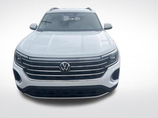 Pure White 2024 Volkswagen Atlas 2.0T SE