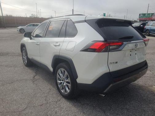 2022 Toyota RAV4 Limited