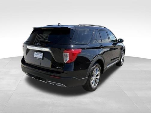 Agate Black Metallic 2023 Ford Explorer XLT