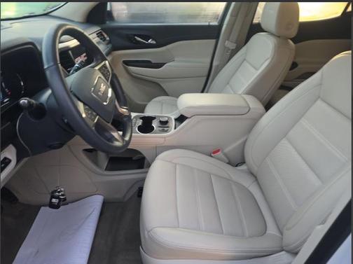 Summit White 2023 GMC Acadia Denali