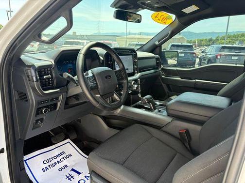 Oxford White 2024 Ford F-150 XLT