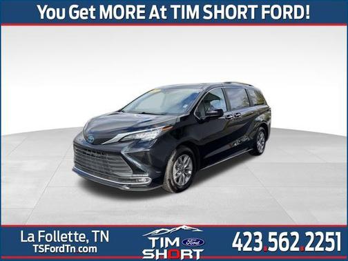2023 Toyota Sienna XLE 7 Passenger